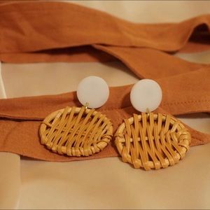 White and Rattan resin earrings